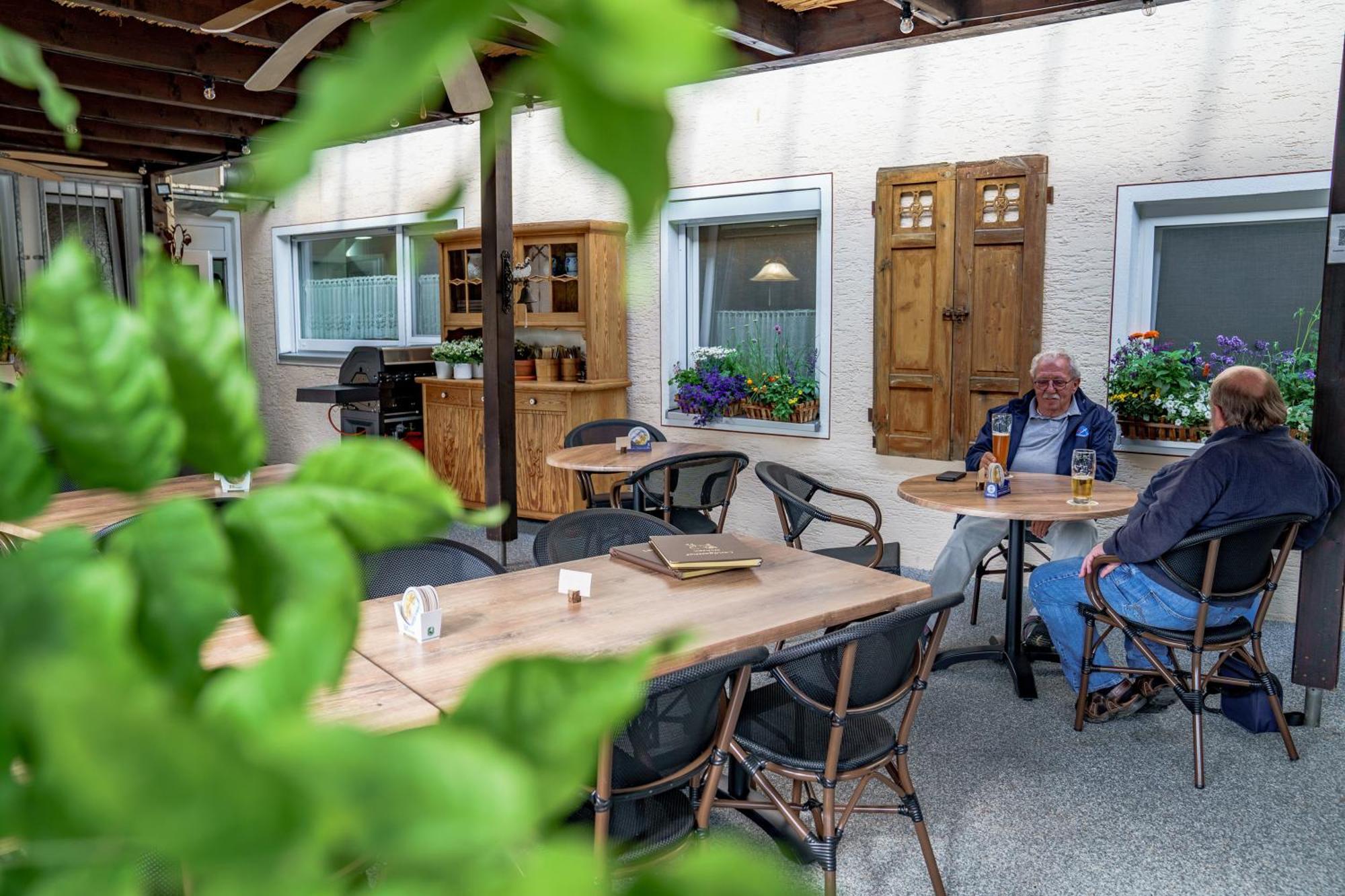 Landgasthof Ochsen Neresheim Exterior photo